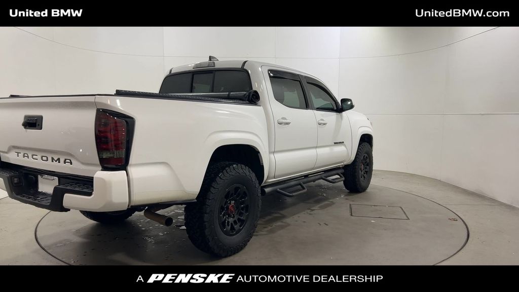 Thumbnail: 2020 Toyota Tacoma - 8