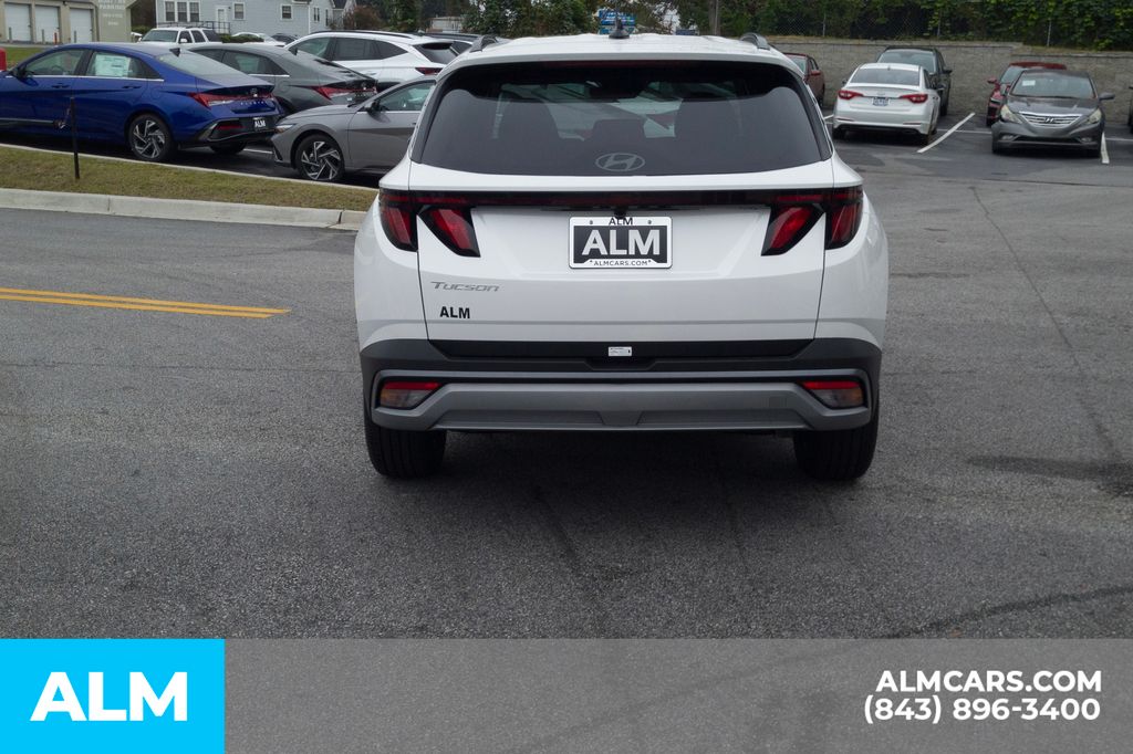 2025 Hyundai Tucson SEL photo 4