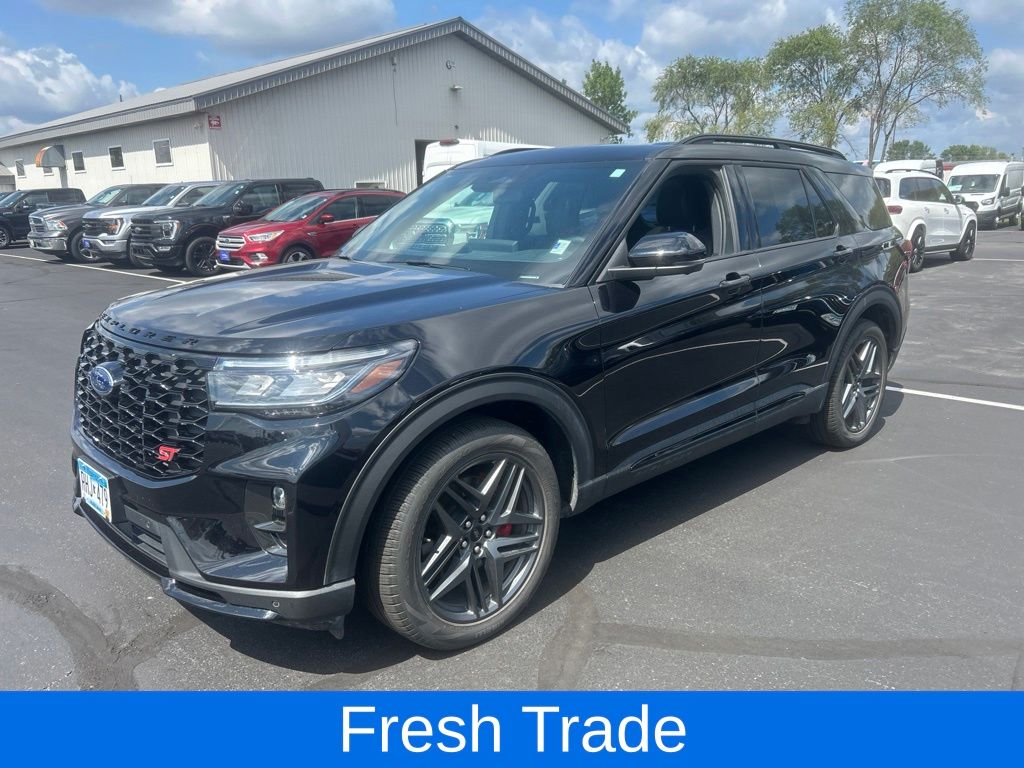 2025 Ford Explorer ST AWD