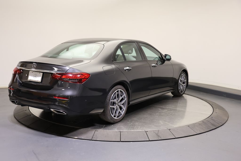 Thumbnail: 2023 Mercedes-Benz E-Class - 7