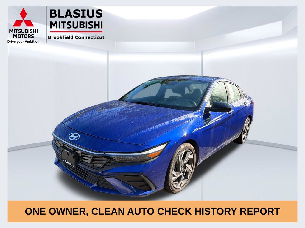 Intense Blue 2025 Hyundai Elantra Sedan Front-Wheel Drive Continuously Variable Transmission
