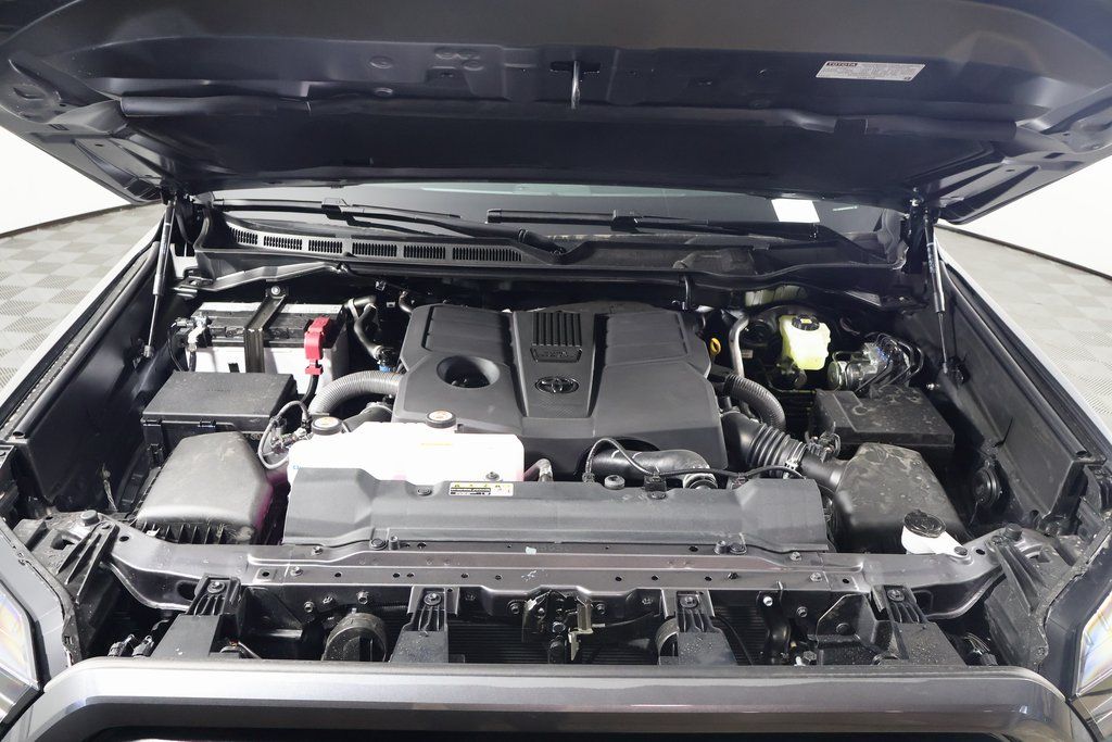 2025 Toyota Tundra SR5 9