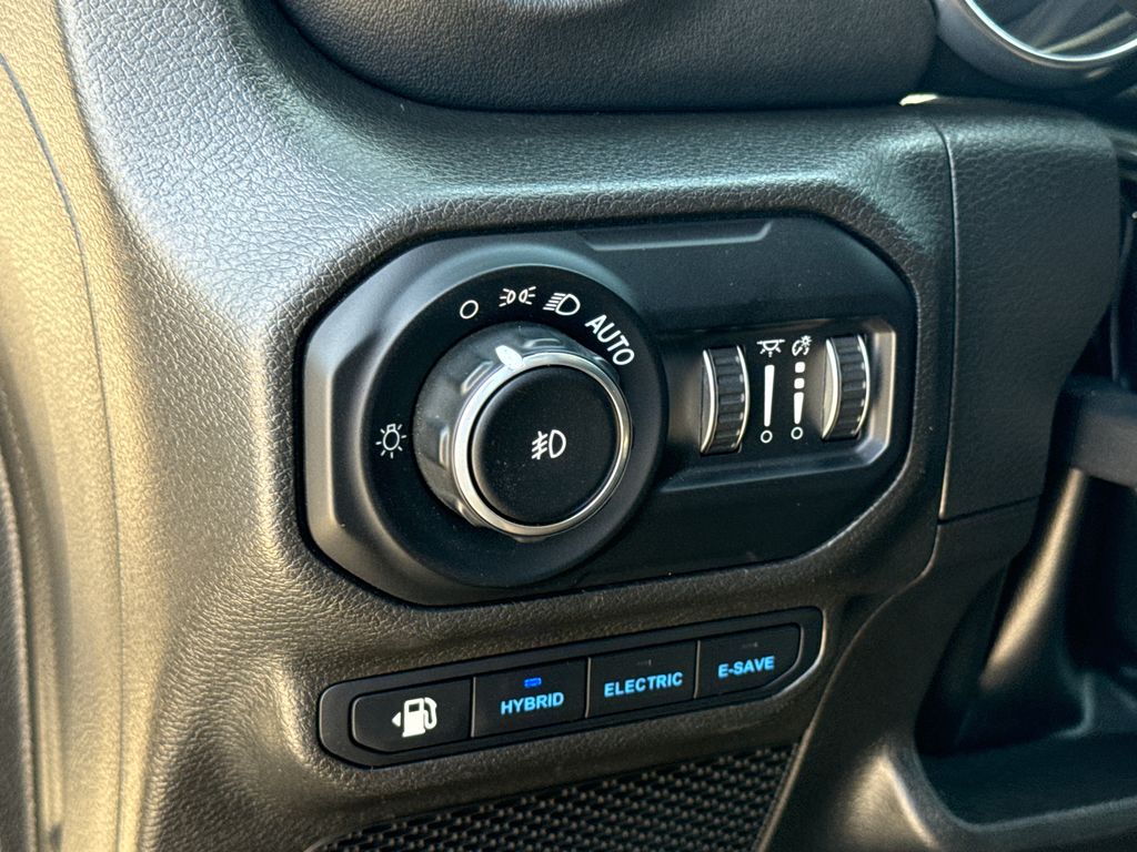 Used 2022 Jeep Wrangler SUV
