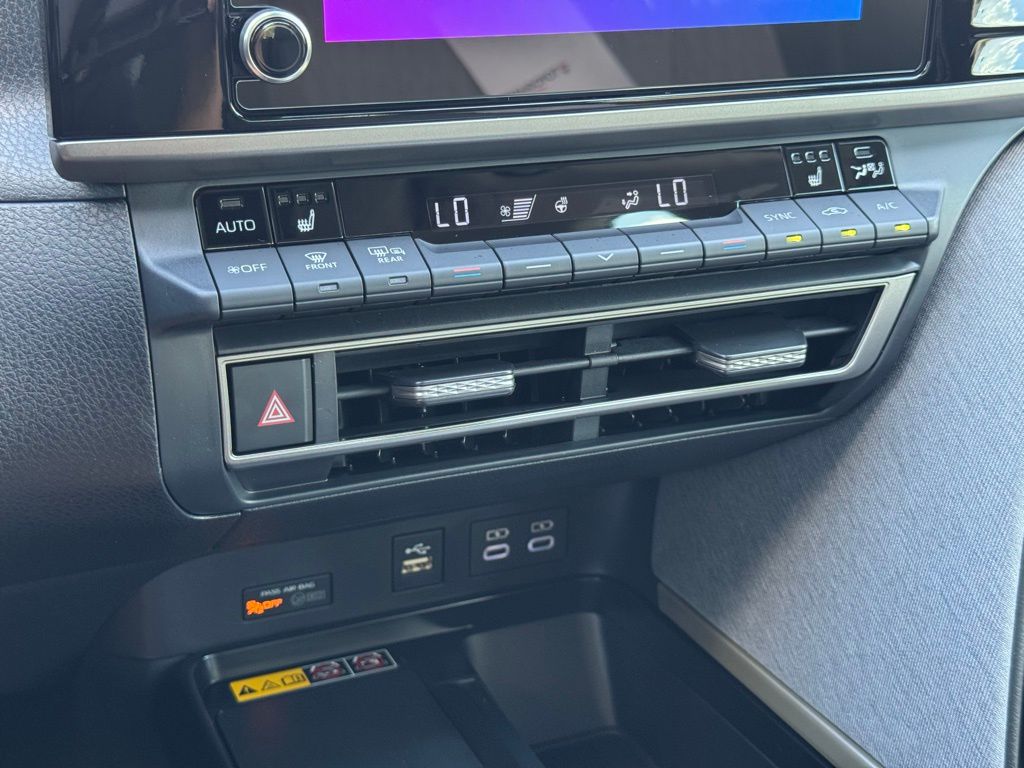 2026 Toyota Camry LE photo 25