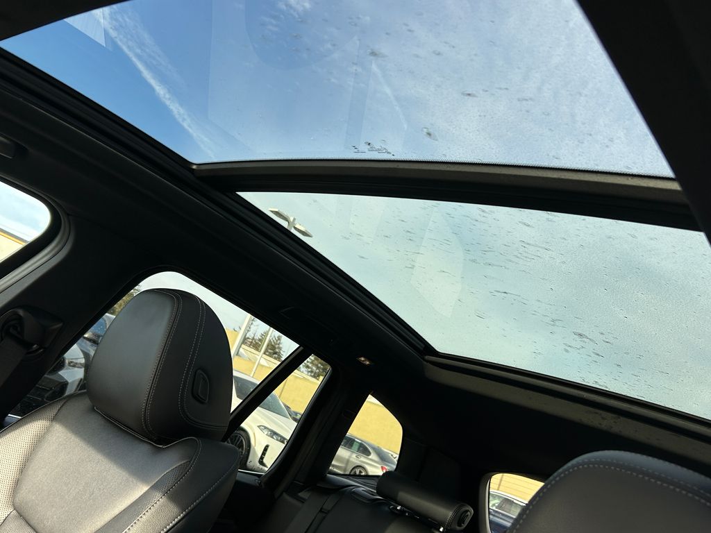 Thumbnail: 2023 BMW X3 - 16