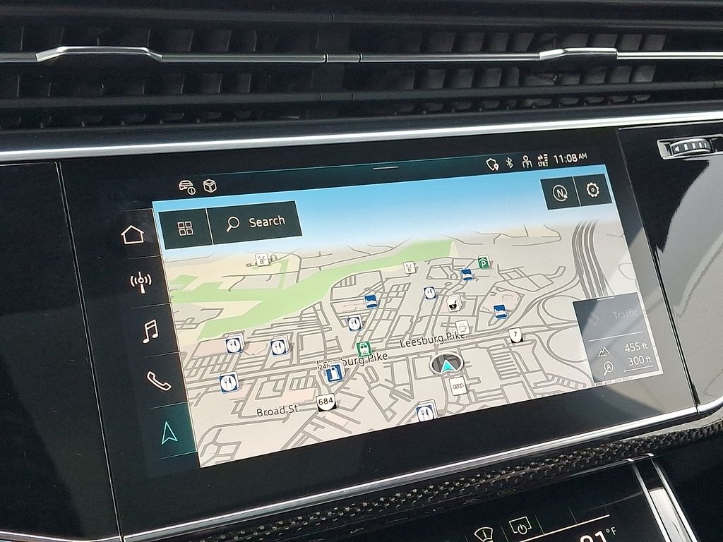 Thumbnail: 2023 Audi SQ7 - 17