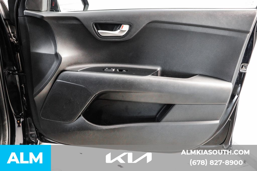 2022 Kia Rio LX photo 29