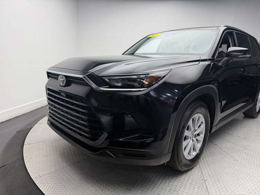 Thumbnail: 2025 Toyota Grand Highlander - 7