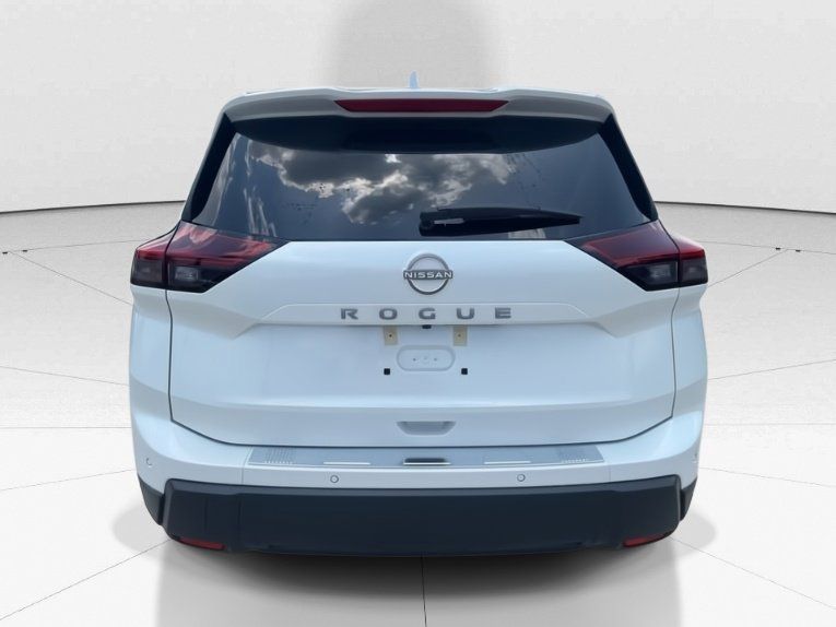 2025 Everest White Pearl Nissan Rogue SV FWD SUV