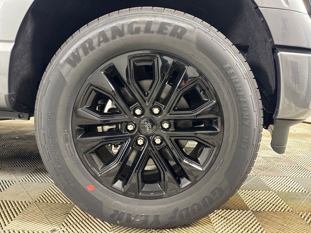 New 2026 Gray Ford Lariat image 15