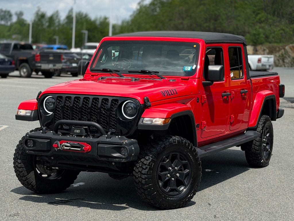 Firecracker Red Clearcoat 2021 Jeep Gladiator Sport Crew Cab 4WD Pickup Truck Four-Wheel Drive 8-Speed Automatic