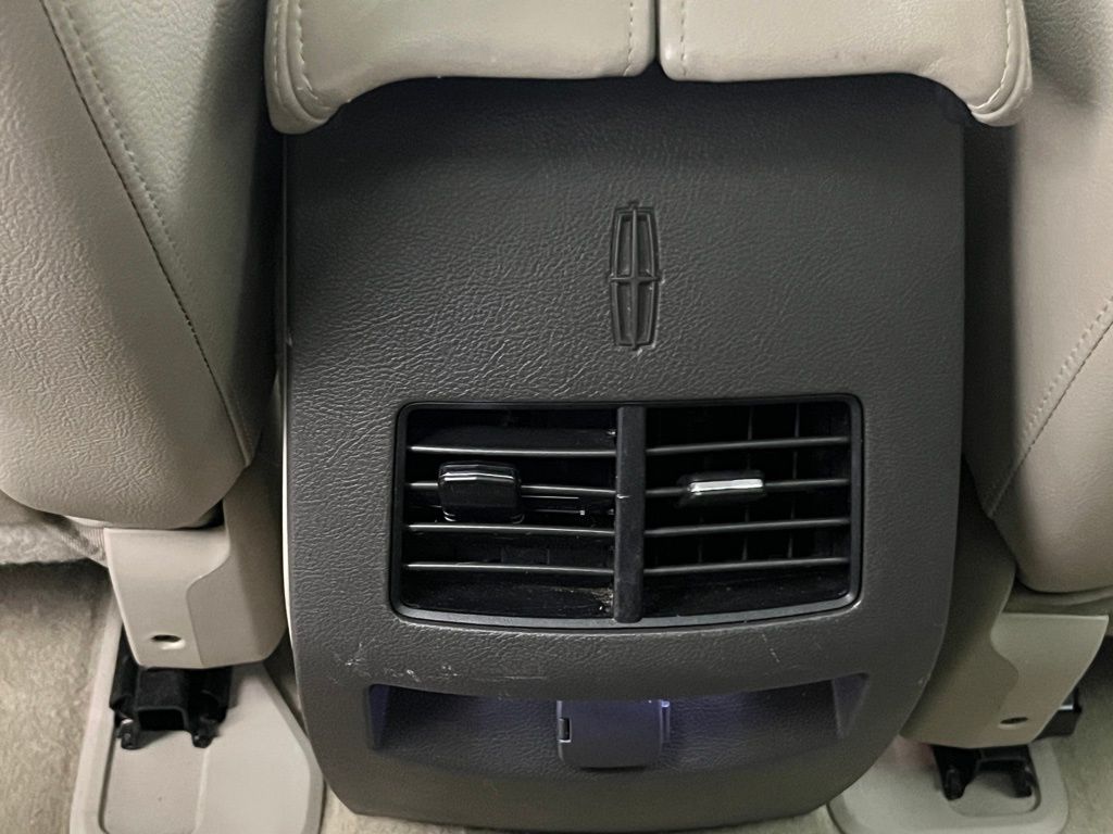 Thumbnail: 2013 Lincoln MKX - 28