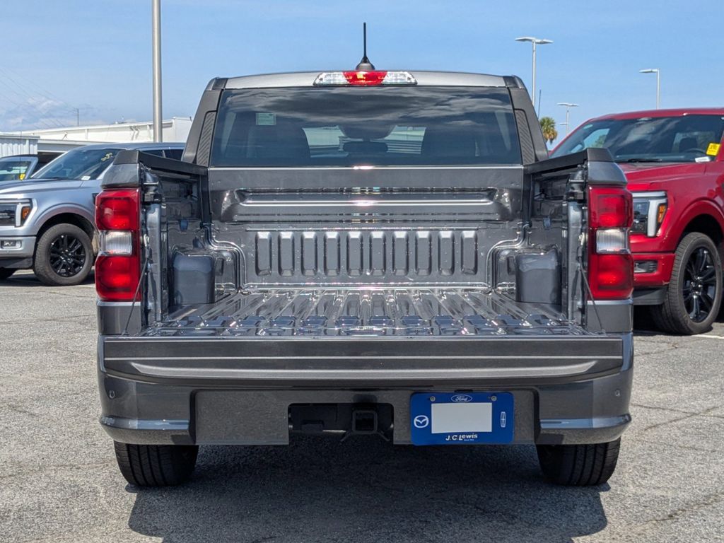 2025 Ford Maverick Lobo Standard