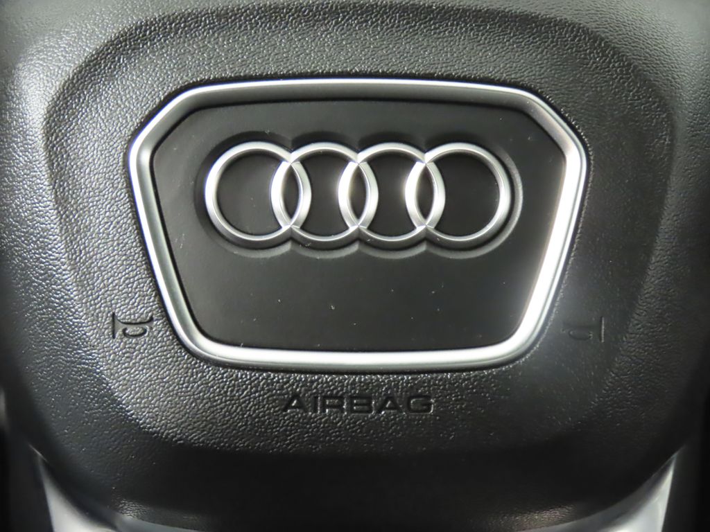 Thumbnail: 2025 Audi Q3 - 18