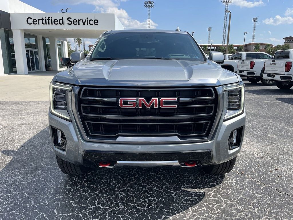 2024 GMC Yukon AT4 2