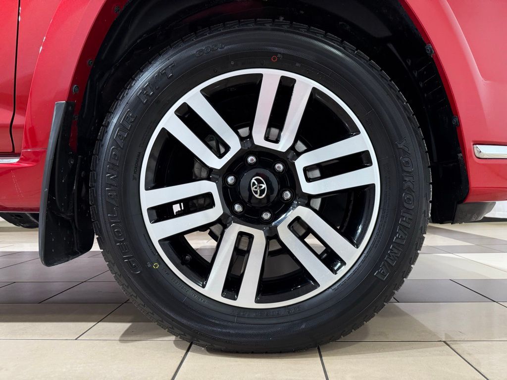 Thumbnail: 2022 Toyota 4Runner - 9