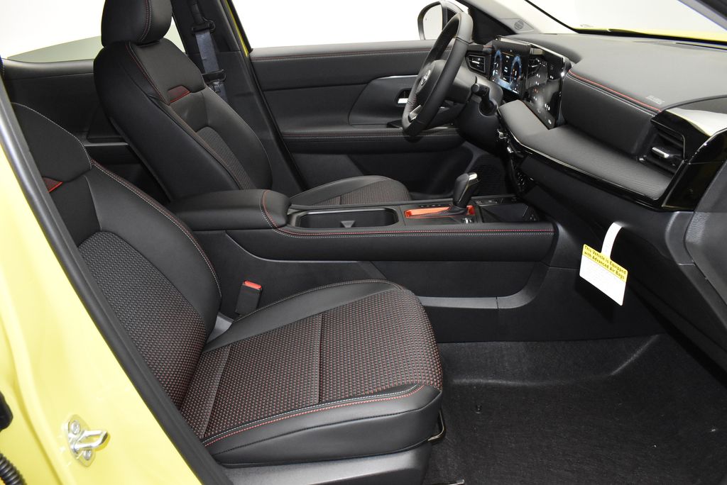 Thumbnail: 2026 Nissan Kicks - 22