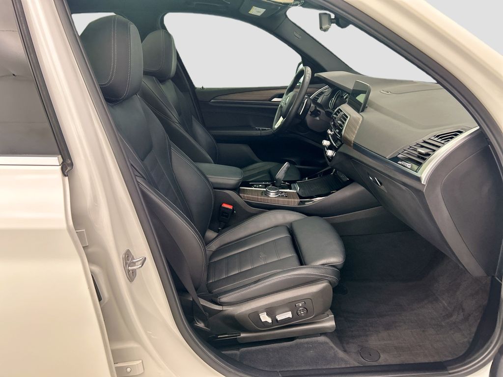 Thumbnail: 2018 BMW X3 - 19