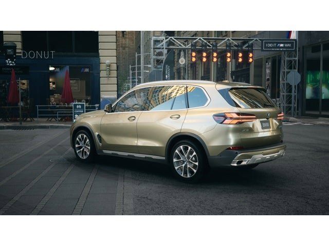 Thumbnail: 2026 BMW X5 - 2