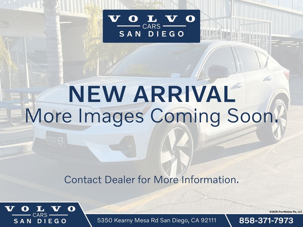 2023 Volvo C40 Recharge Twin Plus eAWD