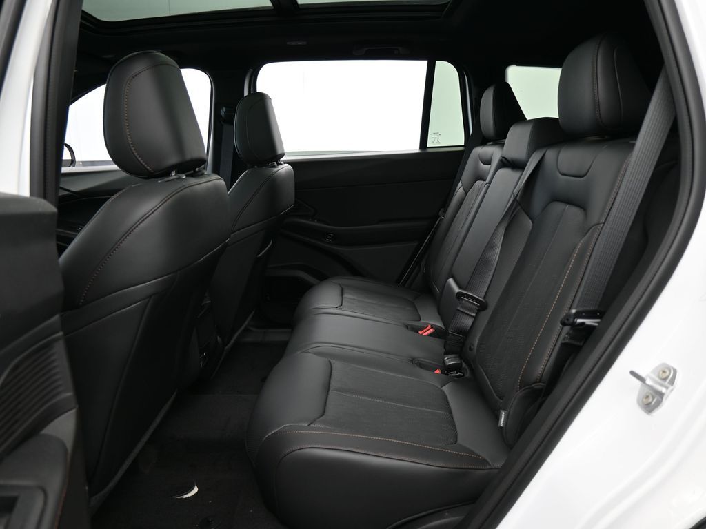 New 2026 Bright White Clearcoat Jeep Overland image 33