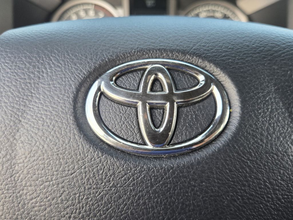 2018 Toyota Tacoma - $21,598