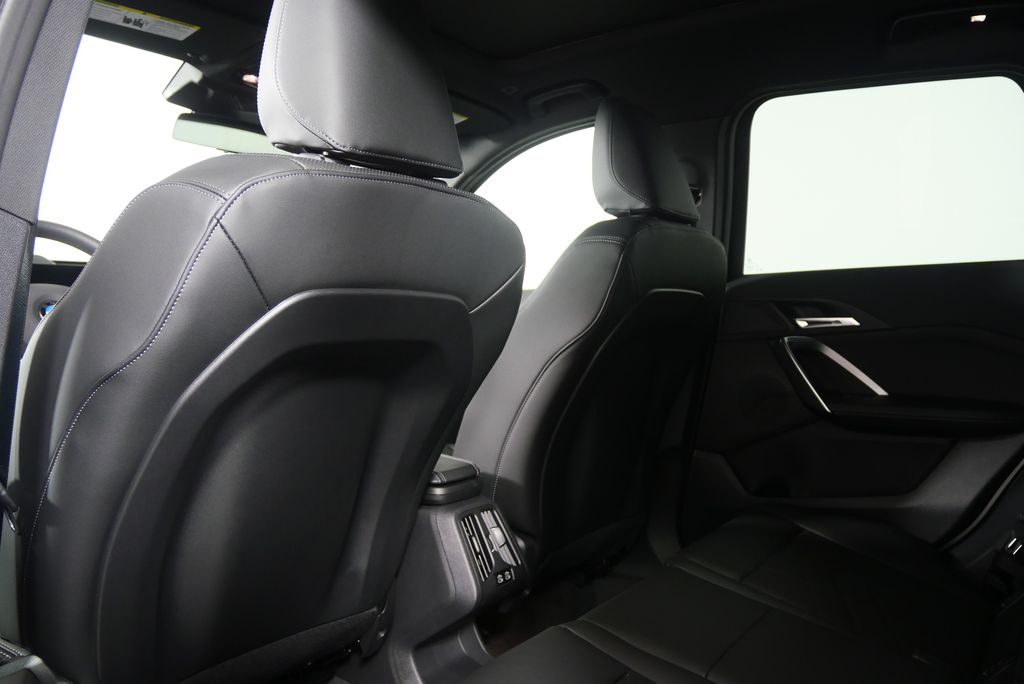 Thumbnail: 2026 BMW X1 - 17