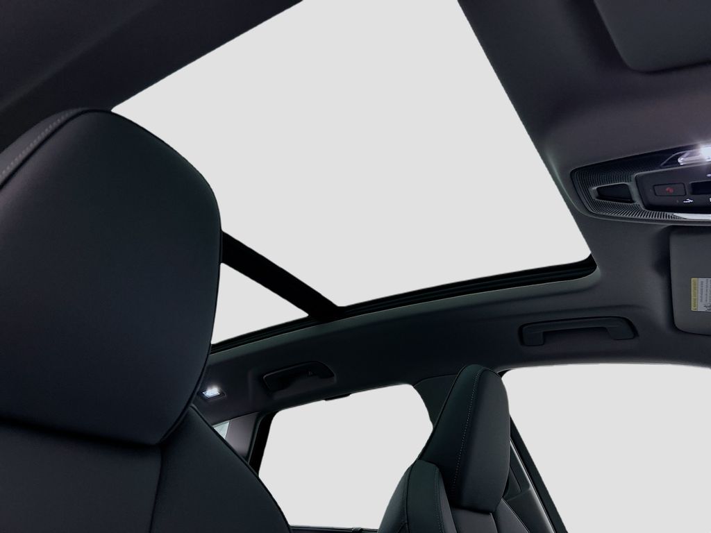 Thumbnail: 2025 Audi Q5 - 17