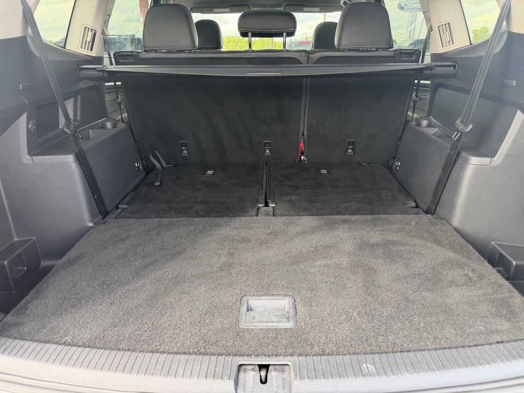2023 Volkswagen Atlas 3.6L V6 SEL Premium R-Line Black at Klick Lewis Buick Chevrolet