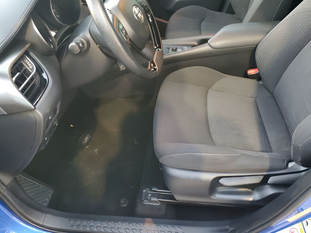 Used Car 2018 Toyota C-hr  Xle For Sale Under $12,000 In Austin, Texas