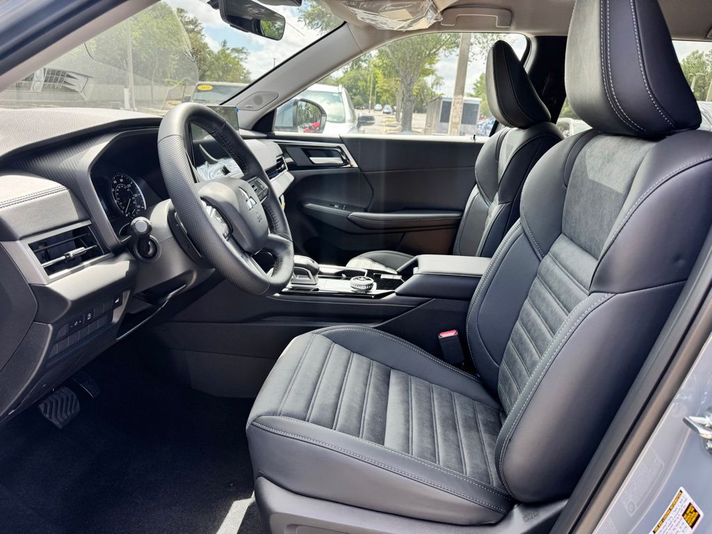 New 2026 Mitsubishi Outlander SUV
