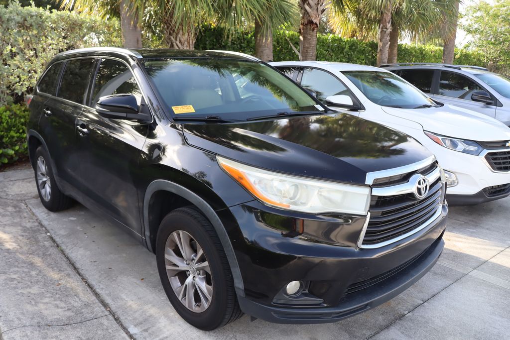 Thumbnail: 2014 Toyota Highlander - 6