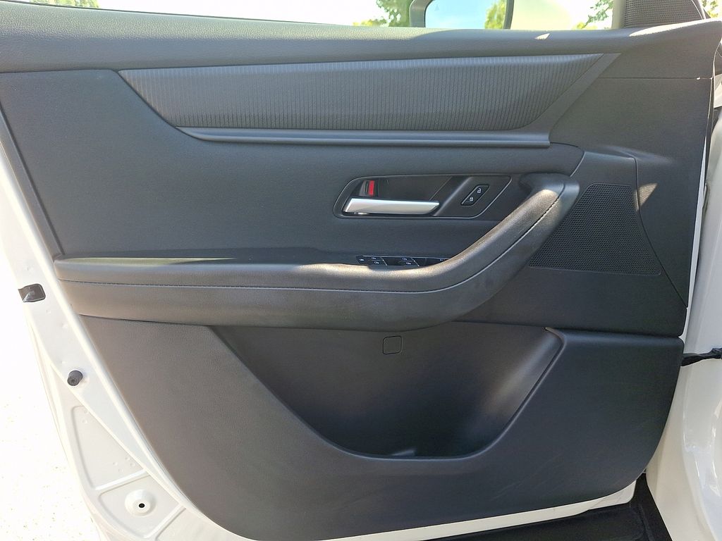 2025 Mazda CX-90 3.3 Turbo Select White at South Hills Kia