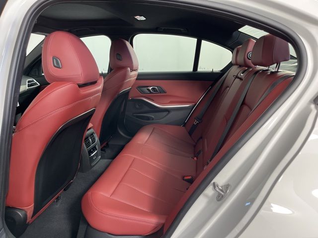 Thumbnail: 2025 BMW 3 Series - 5