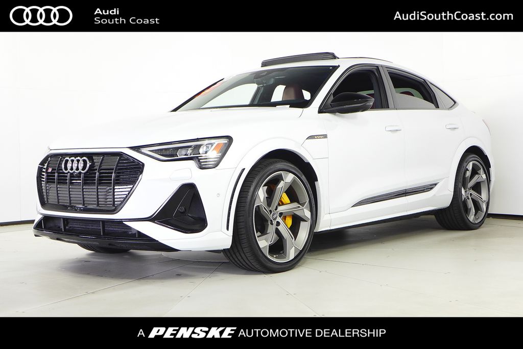 Glacier White 2023 Audi e-tron S Premium Plus quattro Sportback AWD Sedan All-Wheel Drive Automatic