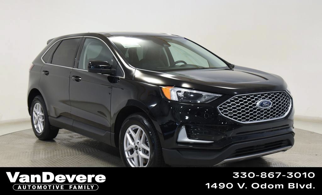 Black Metallic 2024 Ford Edge SUV / Crossover All-Wheel Drive 8-Speed Automatic