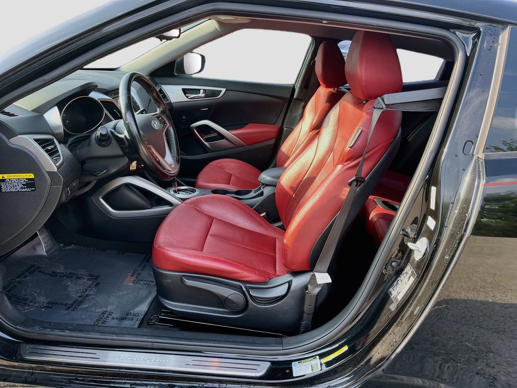 Used 2014 Black Hyundai RE:FLEX image 20