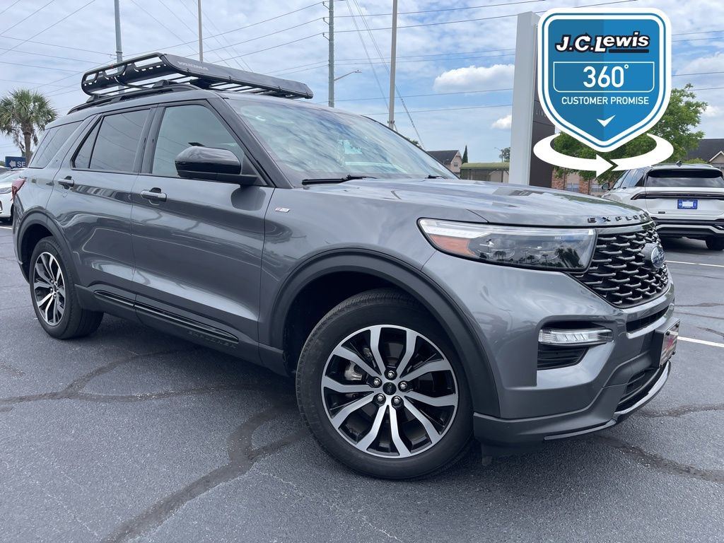 2022 Ford Explorer ST-Line