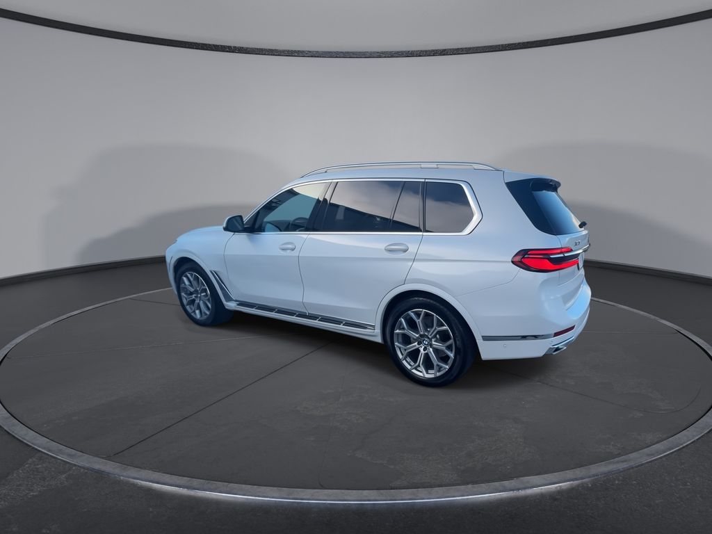Thumbnail: 2026 BMW X7 - 6