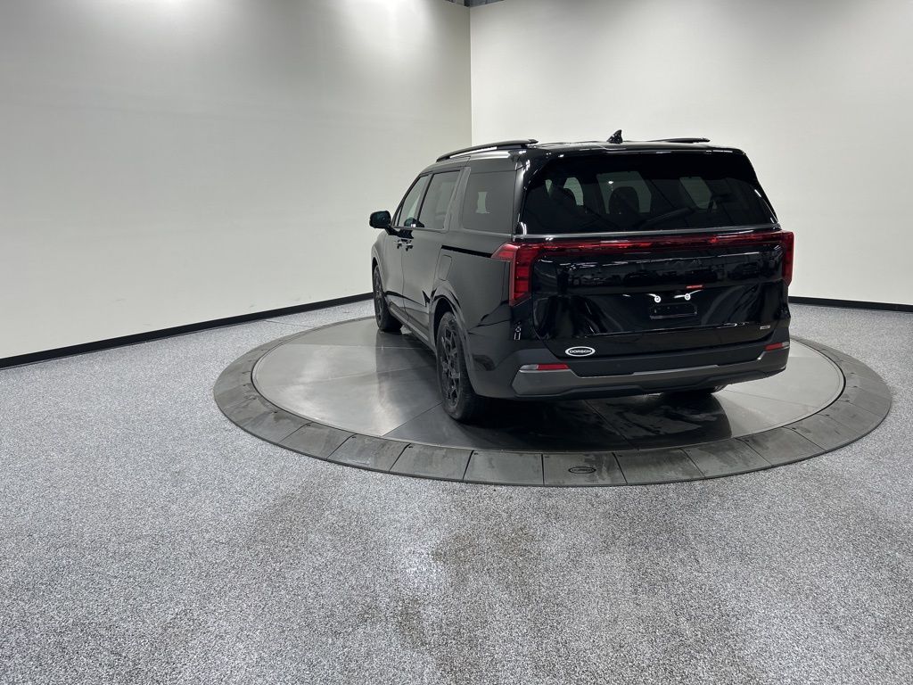 new 2026 Kia Carnival Hybrid car, priced at $1,164,713