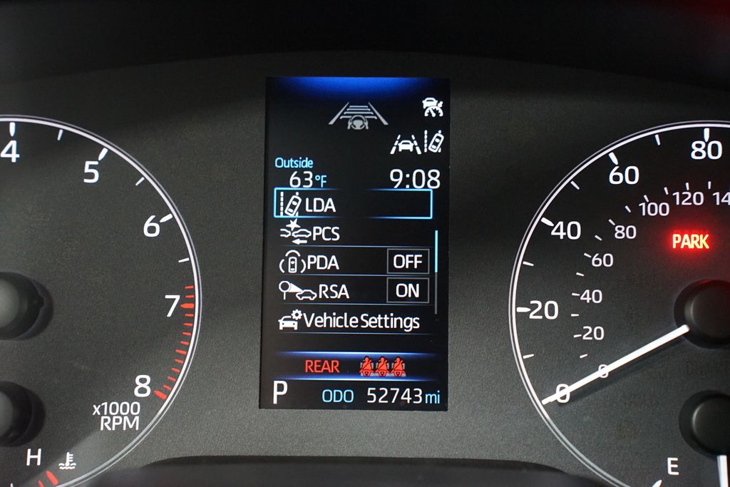 Thumbnail: 2023 Toyota Corolla - 16