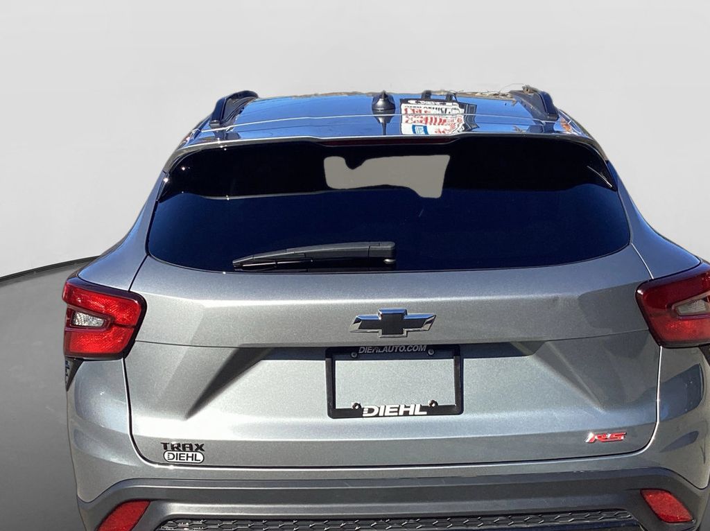 Used 2024 Chevrolet Trax SUV
