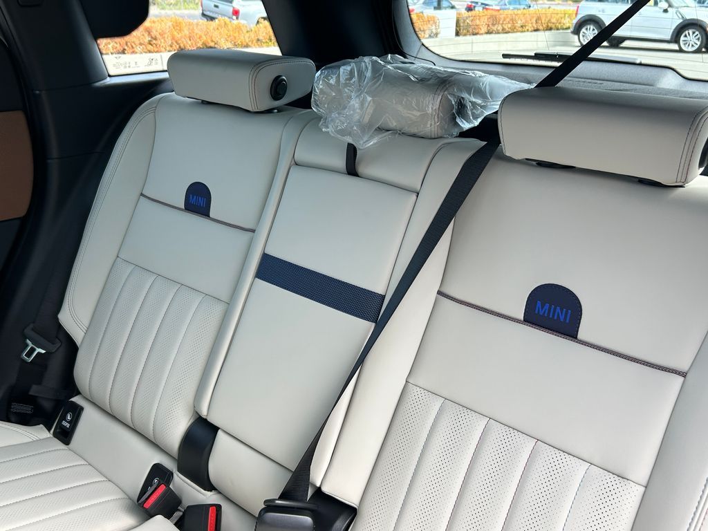 Thumbnail: 2026 MINI Cooper Countryman - 31