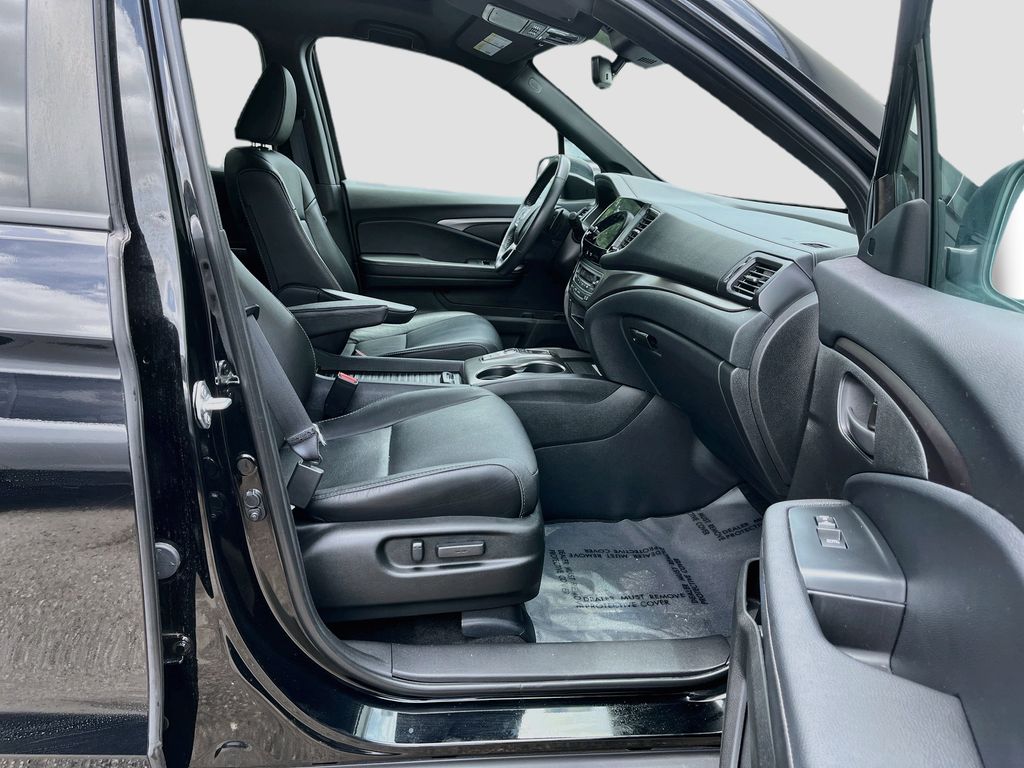 2022 Honda Passport EX-L Black at Bravo Nissan