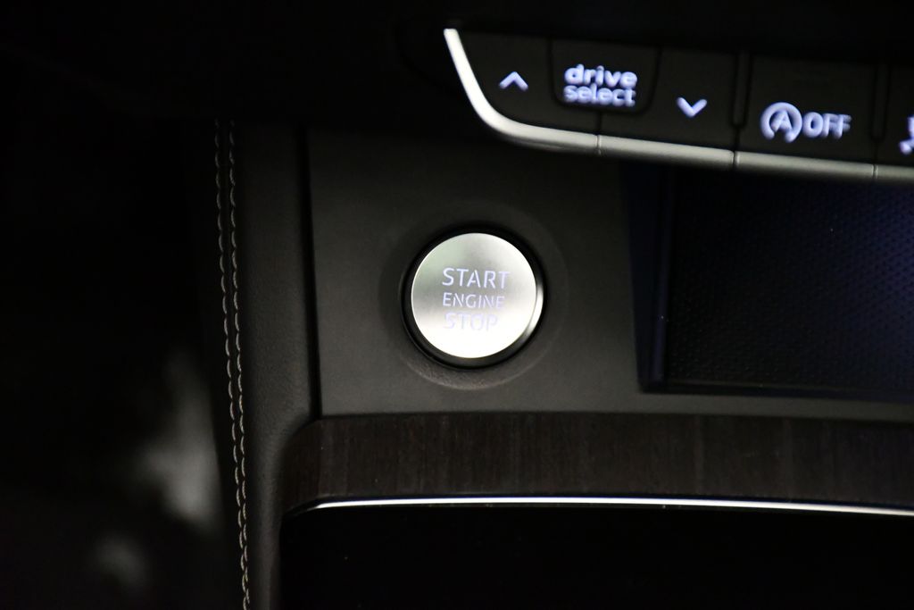 Thumbnail: 2024 Audi Q5 - 29