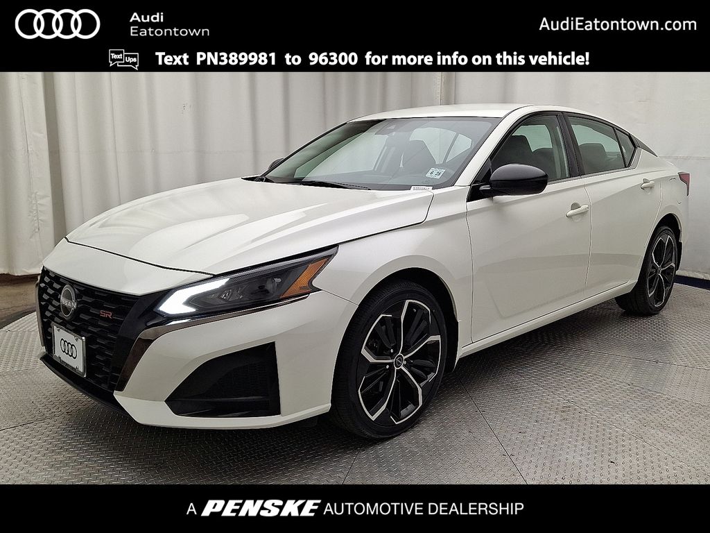 Pearl White Tricoat 2023 Nissan Altima Sedan All-Wheel Drive Continuously Variable Transmission