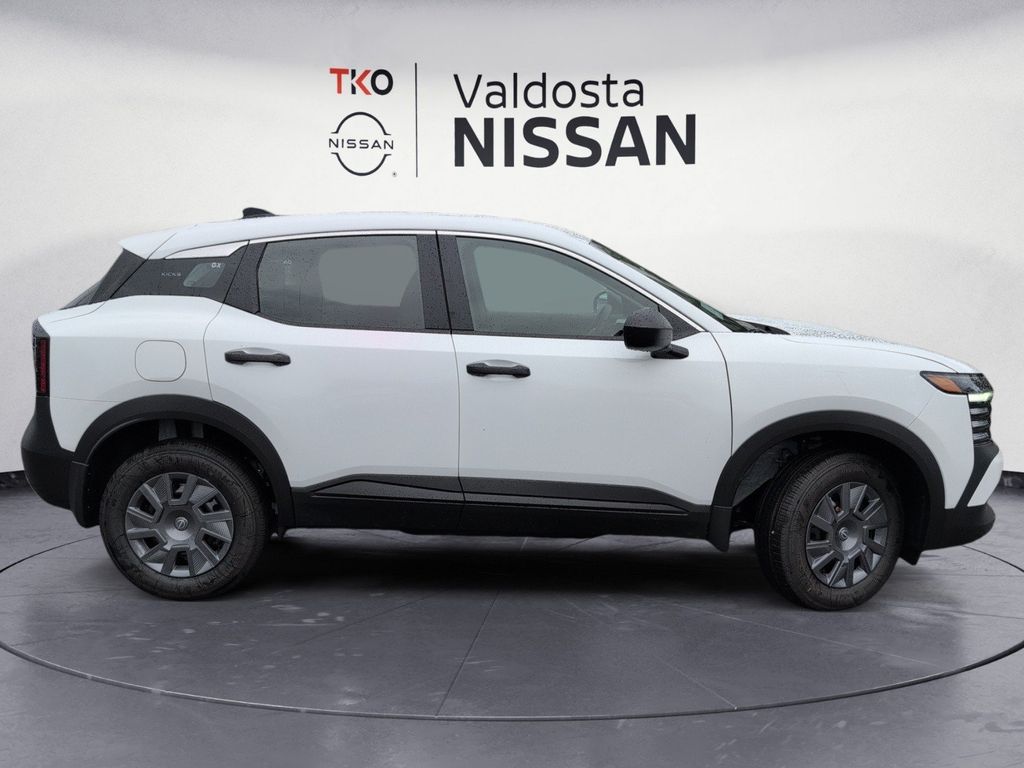 New 2026 Nissan Kicks SUV