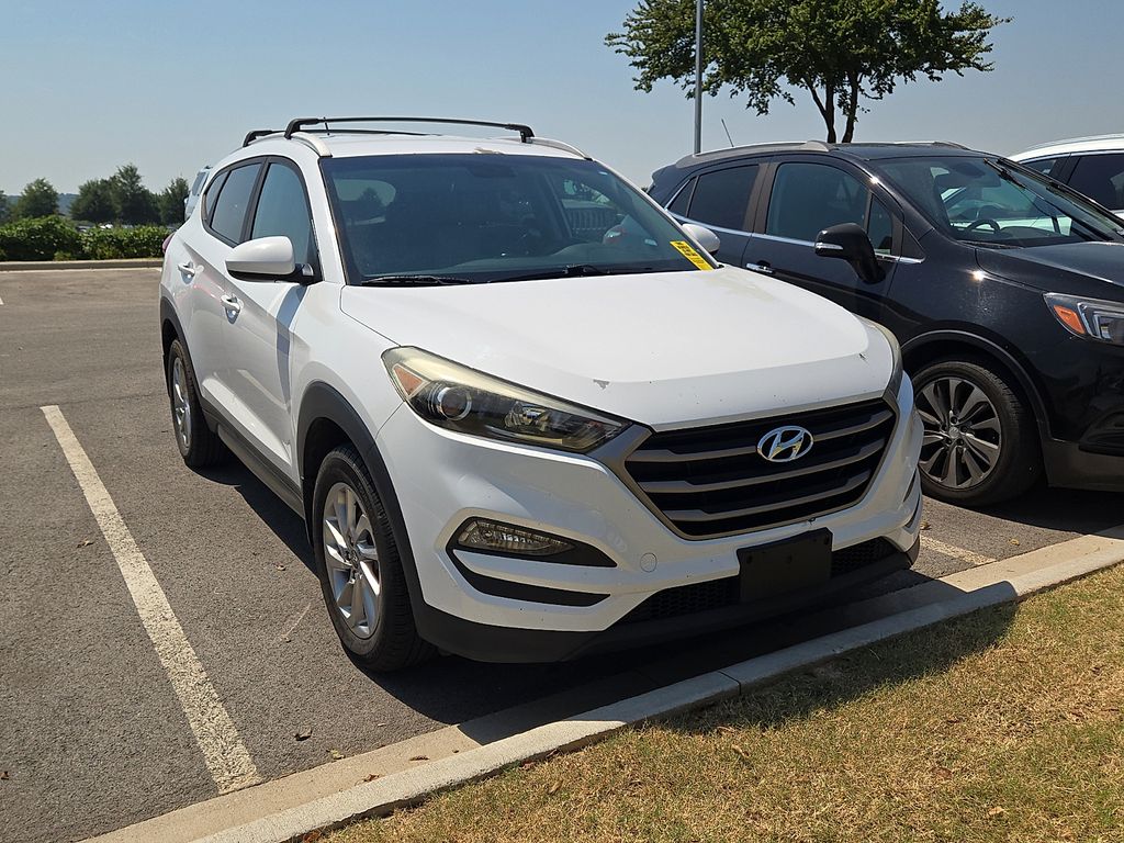 Used 2016 Hyundai Tucson SE For Sale in Farmington, AR