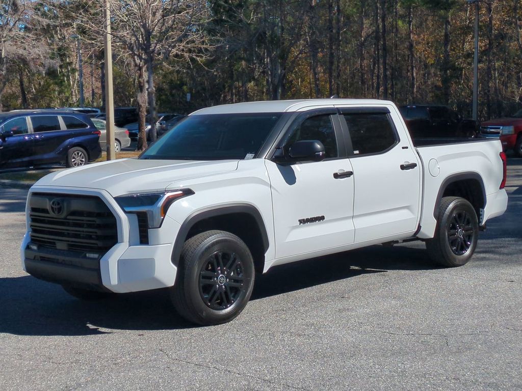 2024 Toyota Tundra SR5 CrewMax Cab 4WD