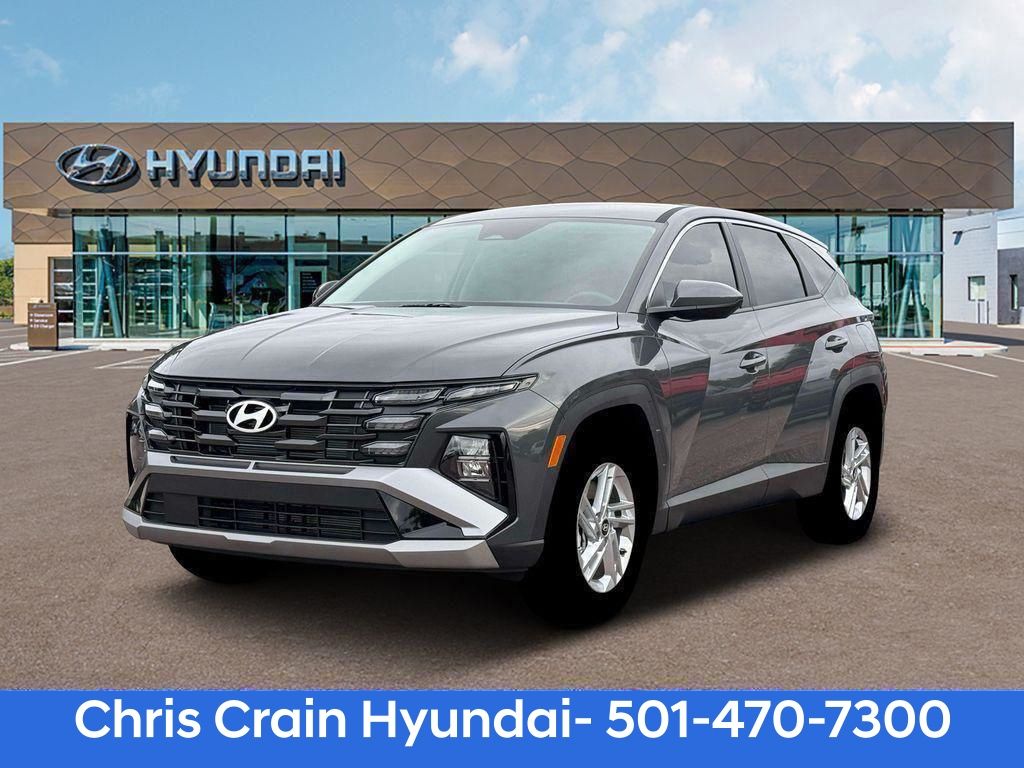 Gray 2026 Hyundai Tucson SE FWD SUV / Crossover Front-Wheel Drive 8-Speed Automatic